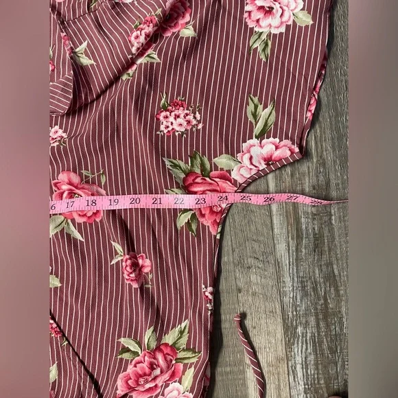 Emerald Rose Print Top - Picture 10 of 10